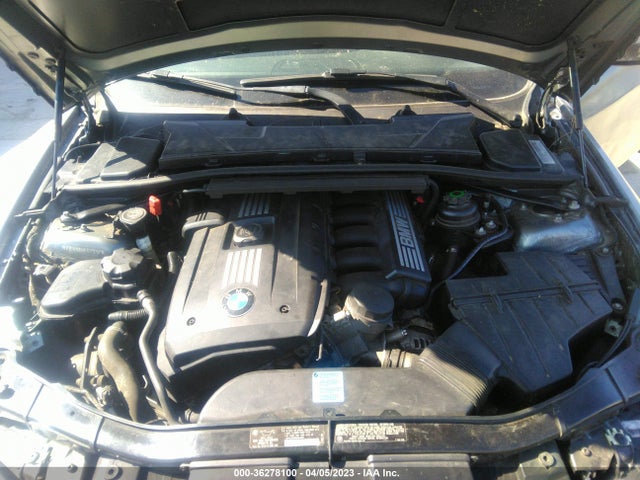 36278100 :رقم المزاد ، WBAPH5G58ANM70154 vin ، 2010 Bmw 3 Series 328i مزاد بيع