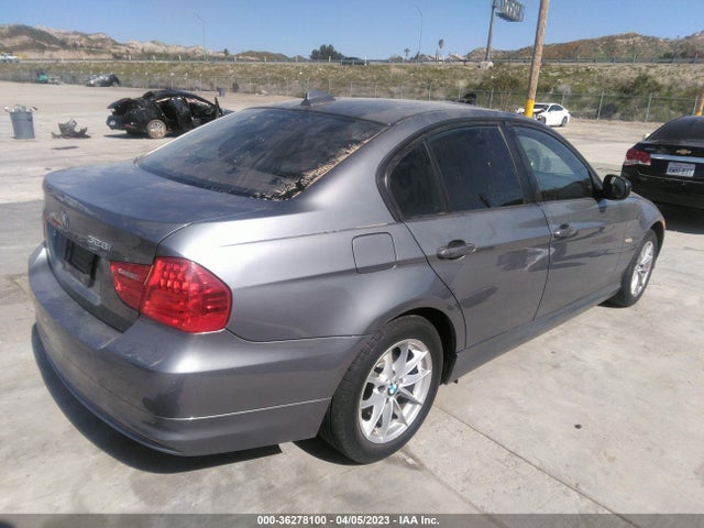 36278100 :رقم المزاد ، WBAPH5G58ANM70154 vin ، 2010 Bmw 3 Series 328i مزاد بيع