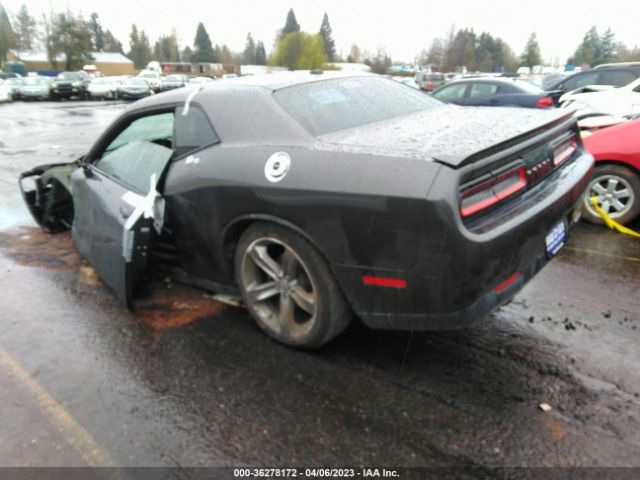 2C3CDZAT7FH712836 Dodge Challenger R/t