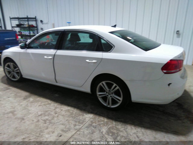 1VWBS7A32EC041706 Volkswagen Passat Se W/sunroof