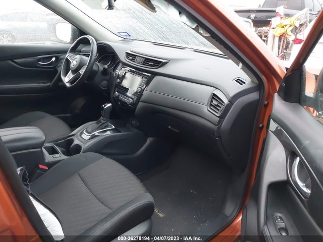 Nissan ROGUE SV 2018 5N1AT2MTXJC839869 Image 5
