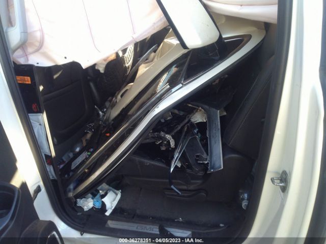 1GKS2HKC3FR122367 GMC Yukon Xl Slt