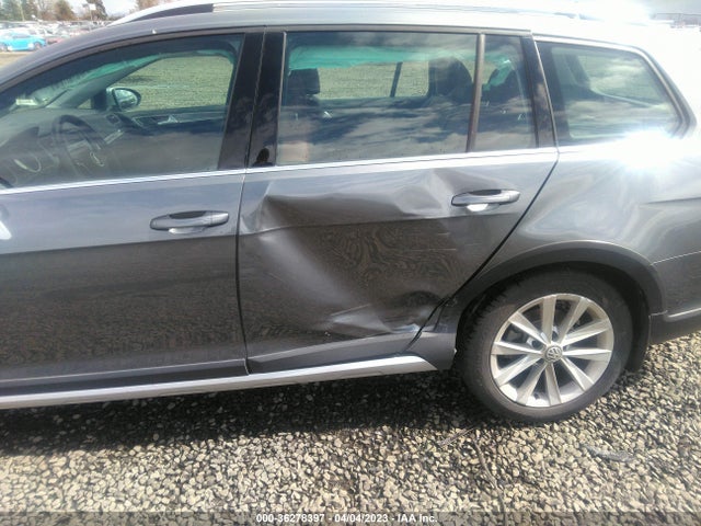 2019 Volkswagen Golf, VIN: 3VWH17AU8KM519594
