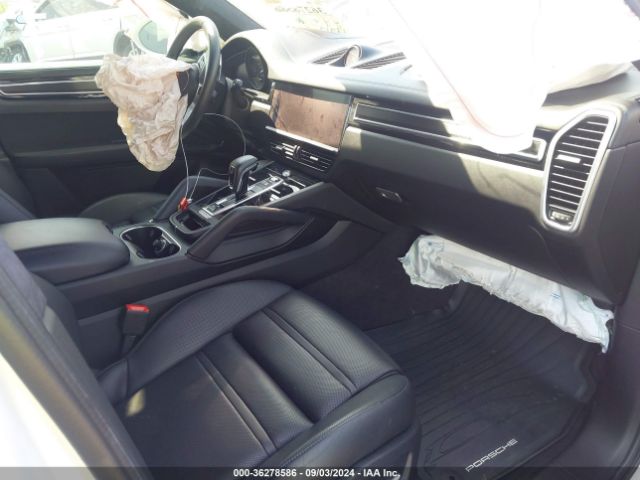2021 PORSCHE CAYENNE COUPE WP1BG2AY4MDA49297 Photo 4