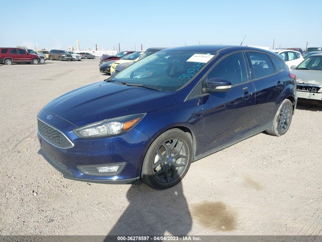 Ford FOCUS SE 2016 1FADP3K2XGL319353 Image 2