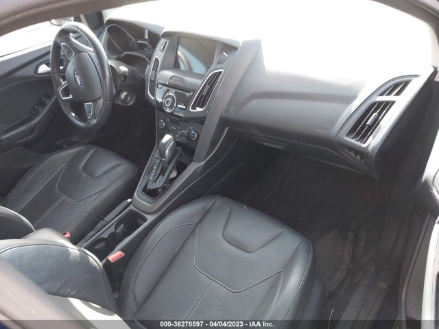 Ford FOCUS SE 2016 1FADP3K2XGL319353 Image 6