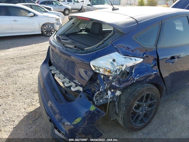 Ford FOCUS SE 2016 1FADP3K2XGL319353 Image 7