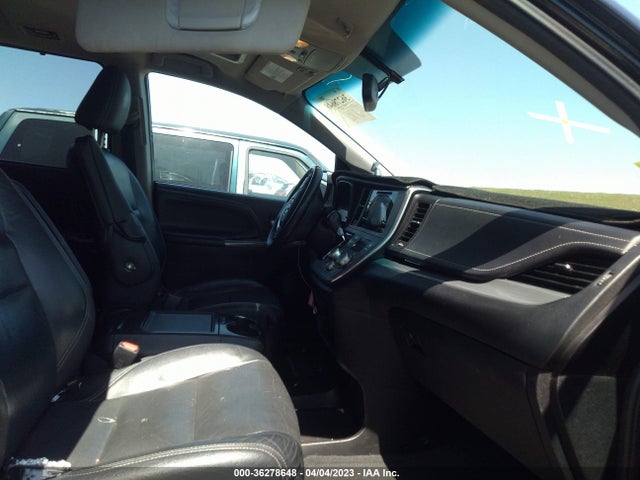 Toyota SIENNA SE 2016 5TDXK3DC3GS758176 Image 5