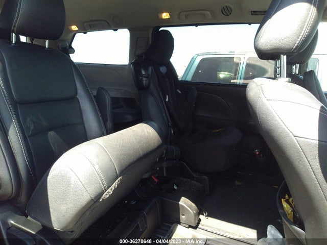 Toyota SIENNA SE 2016 5TDXK3DC3GS758176 Image 8