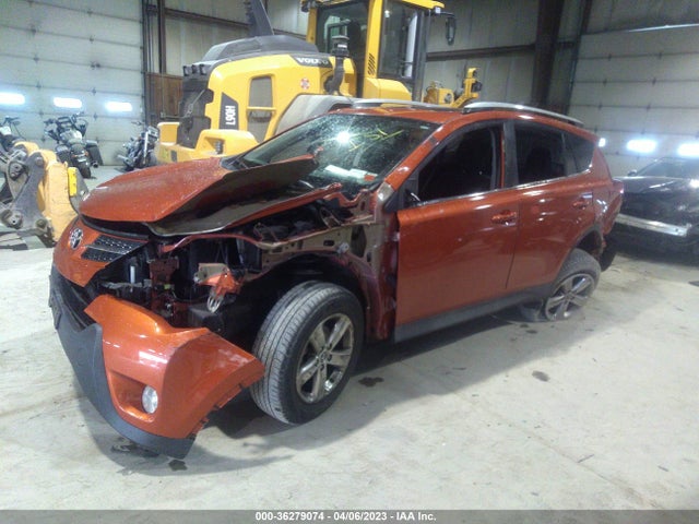 2015 TOYOTA RAV4 XLE VIN: 2T3RFREV3FW233180
