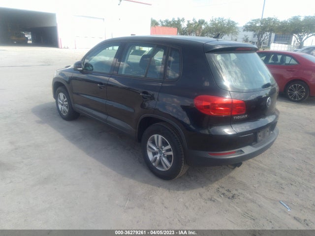 2012 VOLKSWAGEN TIGUAN S VIN: WVGAV7AX3CW527229