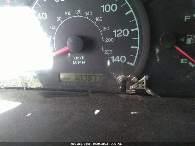 2003 HYUNDAI ELANTRA GLS/GT VIN: KMHDN45D93U674842