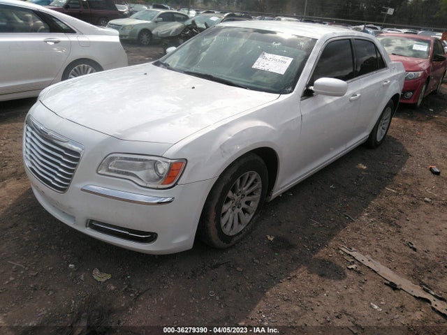 2C3CCAAGXEH341628 Chrysler 300