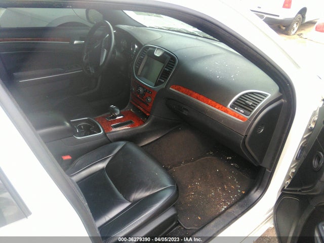 2C3CCAAGXEH341628 Chrysler 300