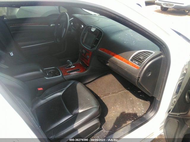 2C3CCAAGXEH341628 Chrysler 300