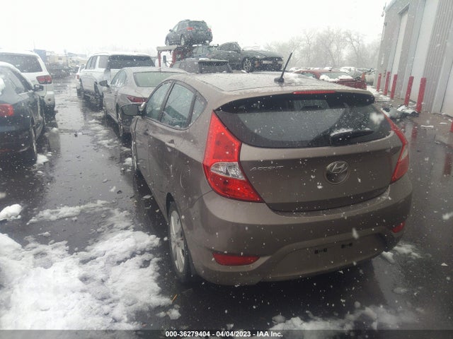 Hyundai ACCENT SE 2014 KMHCU5AE8EU161295 Image 3
