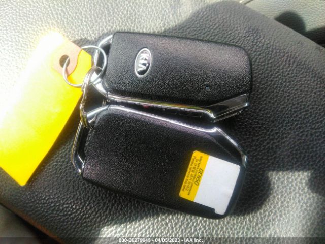 3KPF54AD9ME352561 KIA FORTE EX
