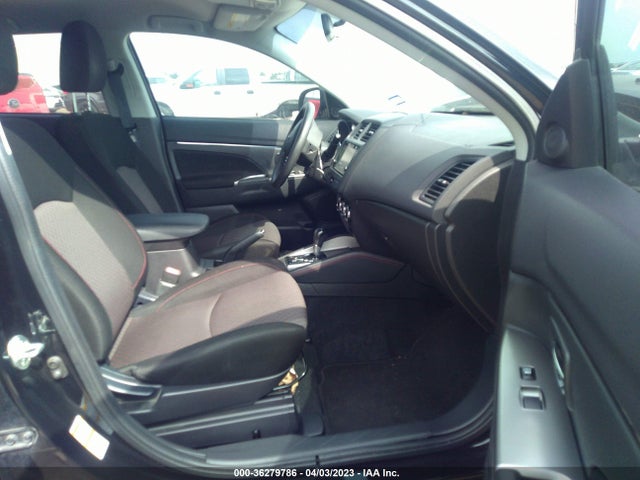 JA4AP3AU1JZ015309 Mitsubishi Outlander Sport 2.0