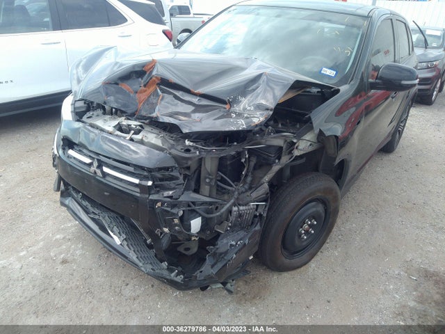 JA4AP3AU1JZ015309 Mitsubishi Outlander Sport 2.0