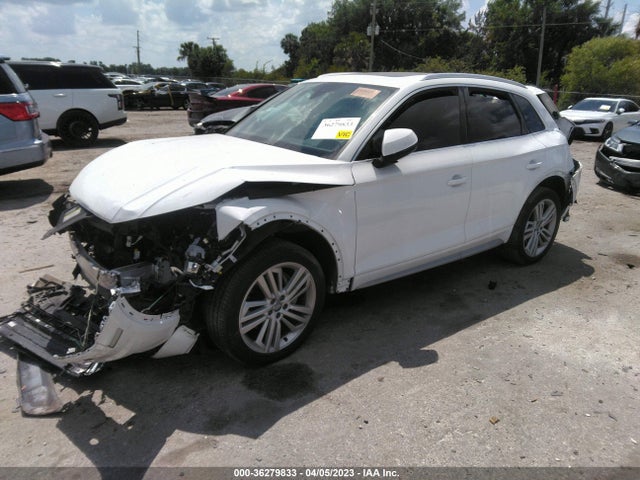 WA1BNAFY2J2239398 Audi Q5 Premium Plus
