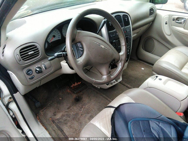 2005 CHRYSLER TOWN & COUNTRY TOURING VIN: 2C4GP54L95R352843