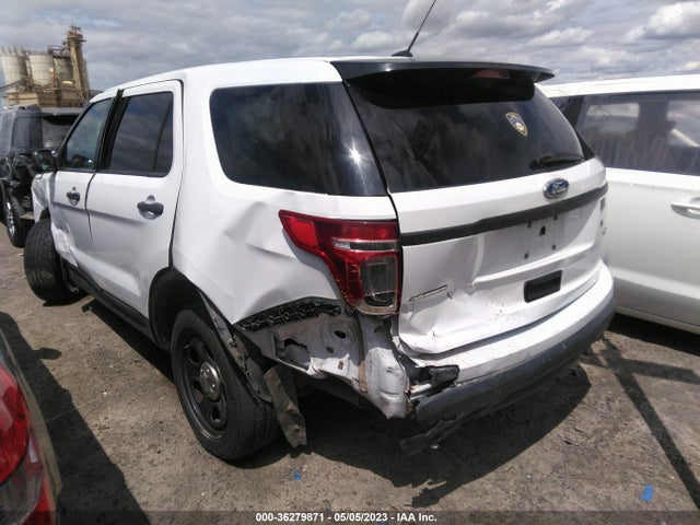 Ford UTILITY POLICE 2015 1FM5K8AR4FGB42746 Image 4