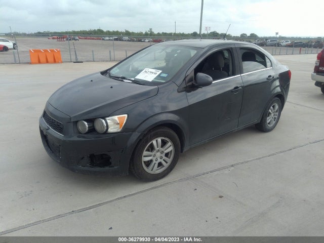 Chevrolet SONIC LT 2014 1G1JC5SH3E4187710 Image 2