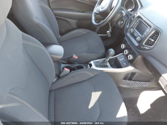 3C4NJCAB3HT658057 Jeep Compass Sport