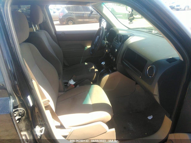 1C4NJPBA9ED703730 Jeep Patriot Altitude