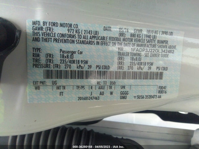 2016 FORD FOCUS TITANIUM VIN: 1FADP3J22GL342482