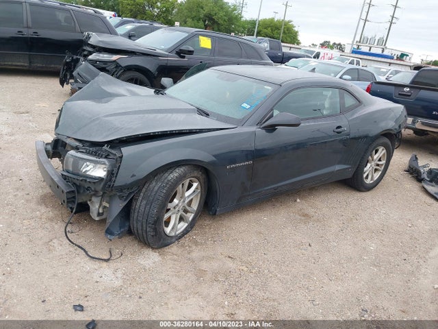 Chevrolet CAMARO LS 2015 2G1FB1E34F9106729 Image 2