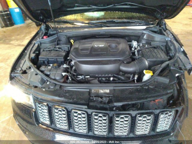 1C4RJFAG6KC588040 Jeep Grand Cherokee Altitude
