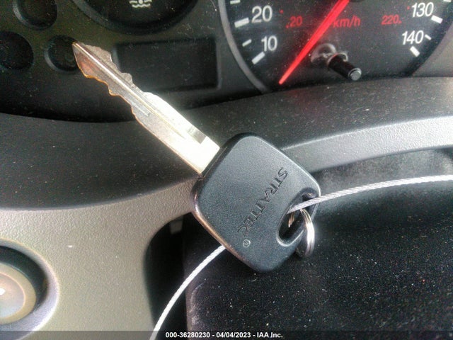 2005 FORD FOCUS S/SE/SES VIN: 1FAFP34N15W302632