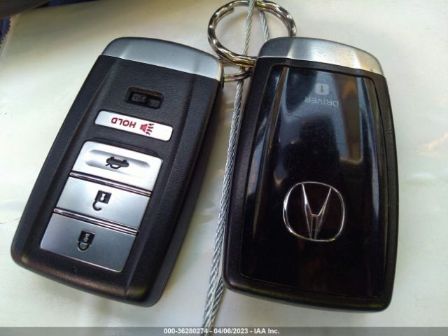 19UDE2F78MA006407 Acura Ilx Package