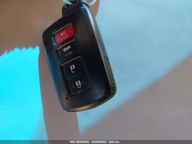 Toyota Avalon Hybrid Limited 2014 4T1BD1EB7EU027365 Image 11