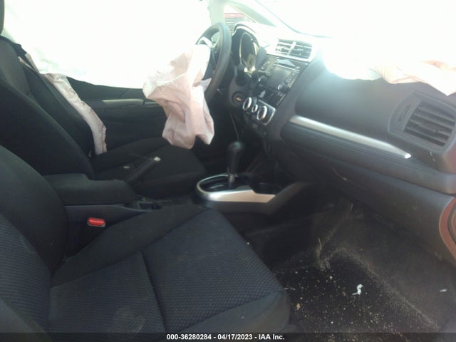 Honda FIT LX 2019 3HGGK5H47KM723553 Image 5