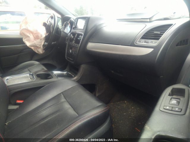 2C4RDGEG5JR250688 Dodge Grand Caravan Gt