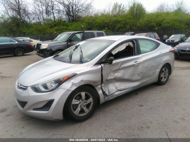 Hyundai ELANTRA SE 2015 5NPDH4AE1FH566871 Image 2