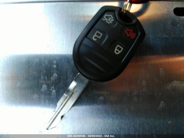 1ZVBP8AM0E5204163 Ford Mustang V6