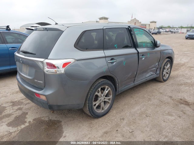 JA4AD3A30EZ010317 Mitsubishi Outlander Se