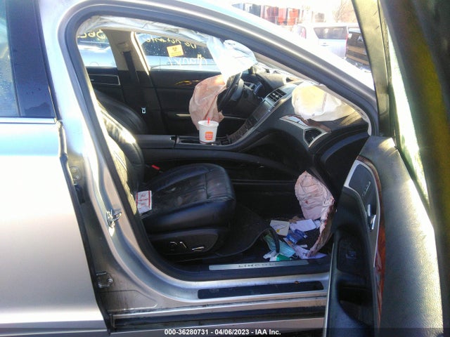 3LN6L2JK0FR607596 Lincoln MKZ
