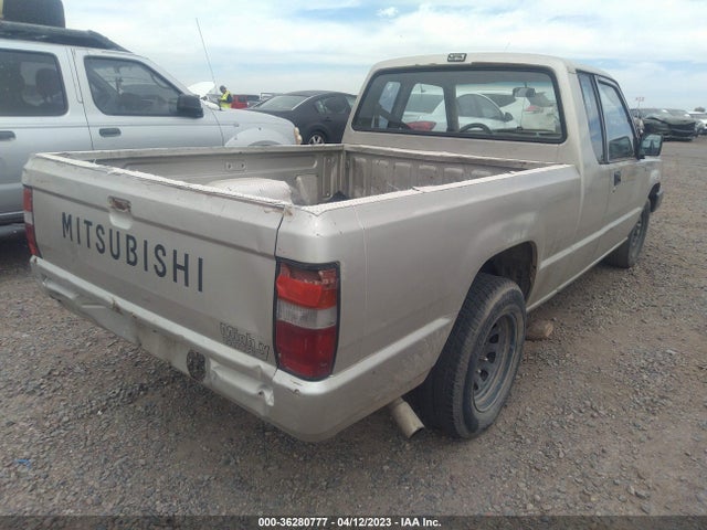 1992 MITSUBISHI MIGHTY MAX / S VIN: JA7FL25W6NP008027