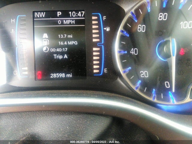 2C4RC1CG2LR118932 Chrysler Voyager Lx