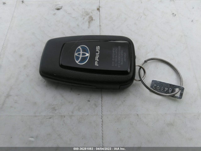 Toyota Prius Two/two Eco/three 2017 JTDKARFU9H3034078 Image 3
