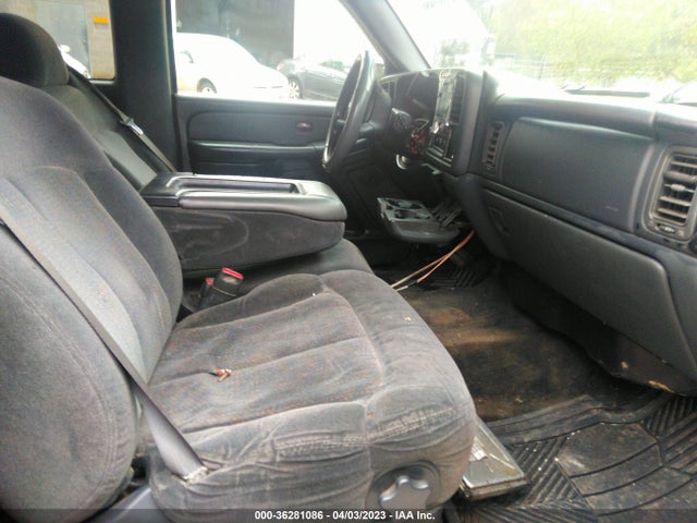 2000 CHEVROLET SILVERADO 1500 LS VIN: 2GCEC19T1Y1242067
