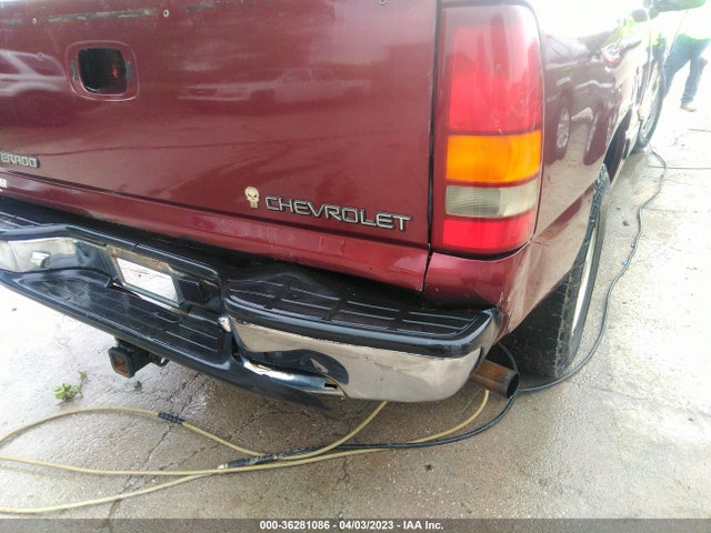 2000 CHEVROLET SILVERADO 1500 LS VIN: 2GCEC19T1Y1242067