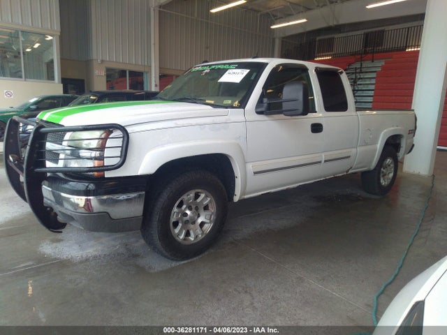 2004 CHEVROLET SILVERADO 1500 Z71 VIN: 2GCEK19T741230549