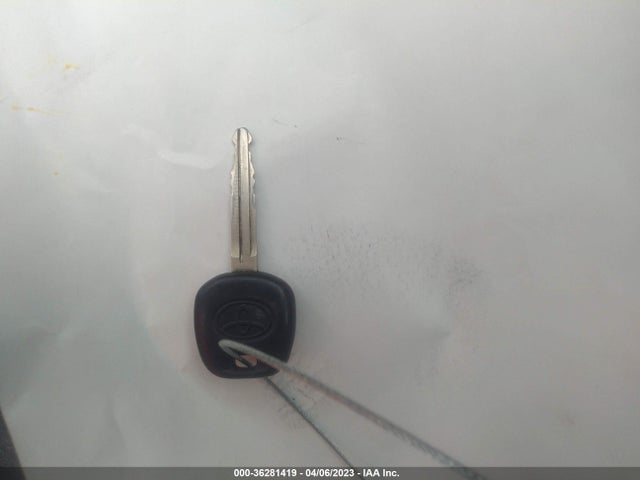 2015 TOYOTA COROLLA L/LE/S/S PLUS/LE PLUS VIN: 2T1BURHE5FC365595