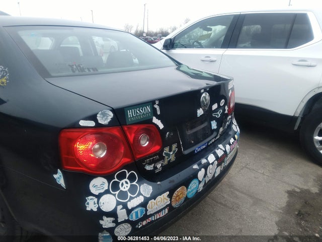 2005 VOLKSWAGEN JETTA SEDAN A5 2.5L VIN: 3VWRG71K65M646107