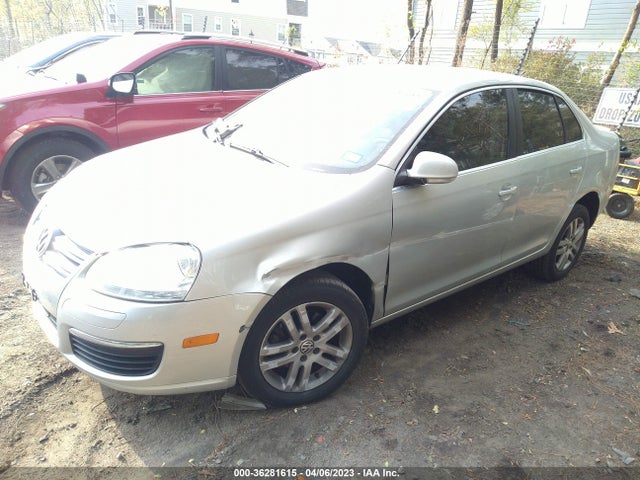 2010 VOLKSWAGEN JETTA SEDAN TDI VIN: 3VWAL7AJ2AM179326